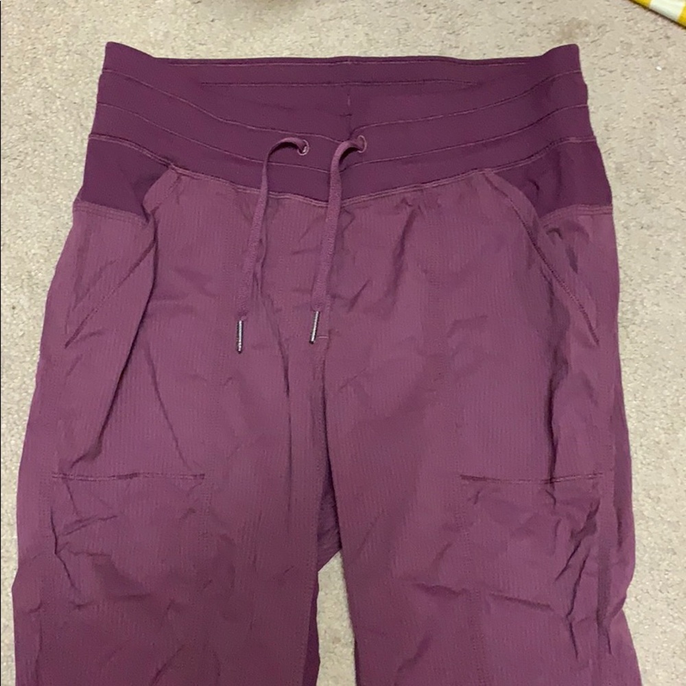 Lululemon maroon Capri size 8